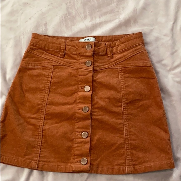 Skirt - Picture 1 of 3